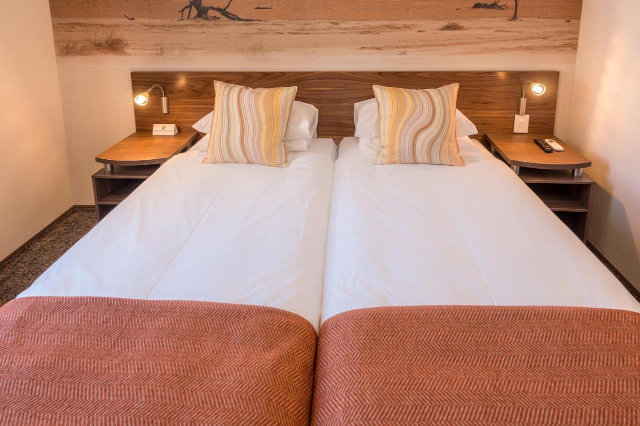 Town Lodge Windhoek, Namibia Экстерьер фото