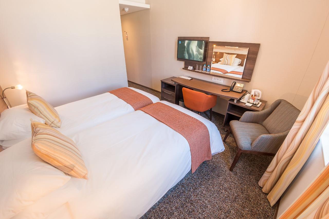 Town Lodge Windhoek, Namibia Экстерьер фото