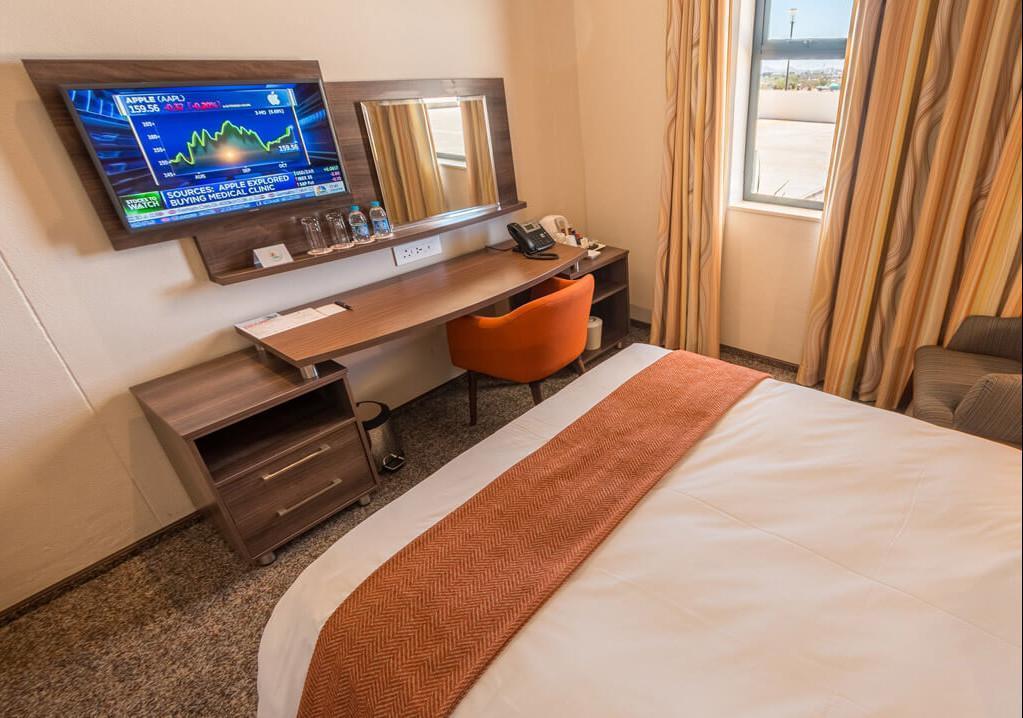 Town Lodge Windhoek, Namibia Экстерьер фото